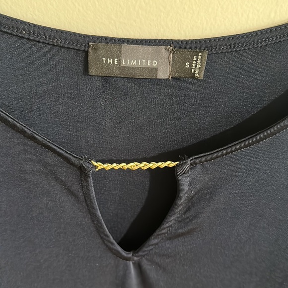 The limited - navy blue blouse- small - Picture 2 of 3